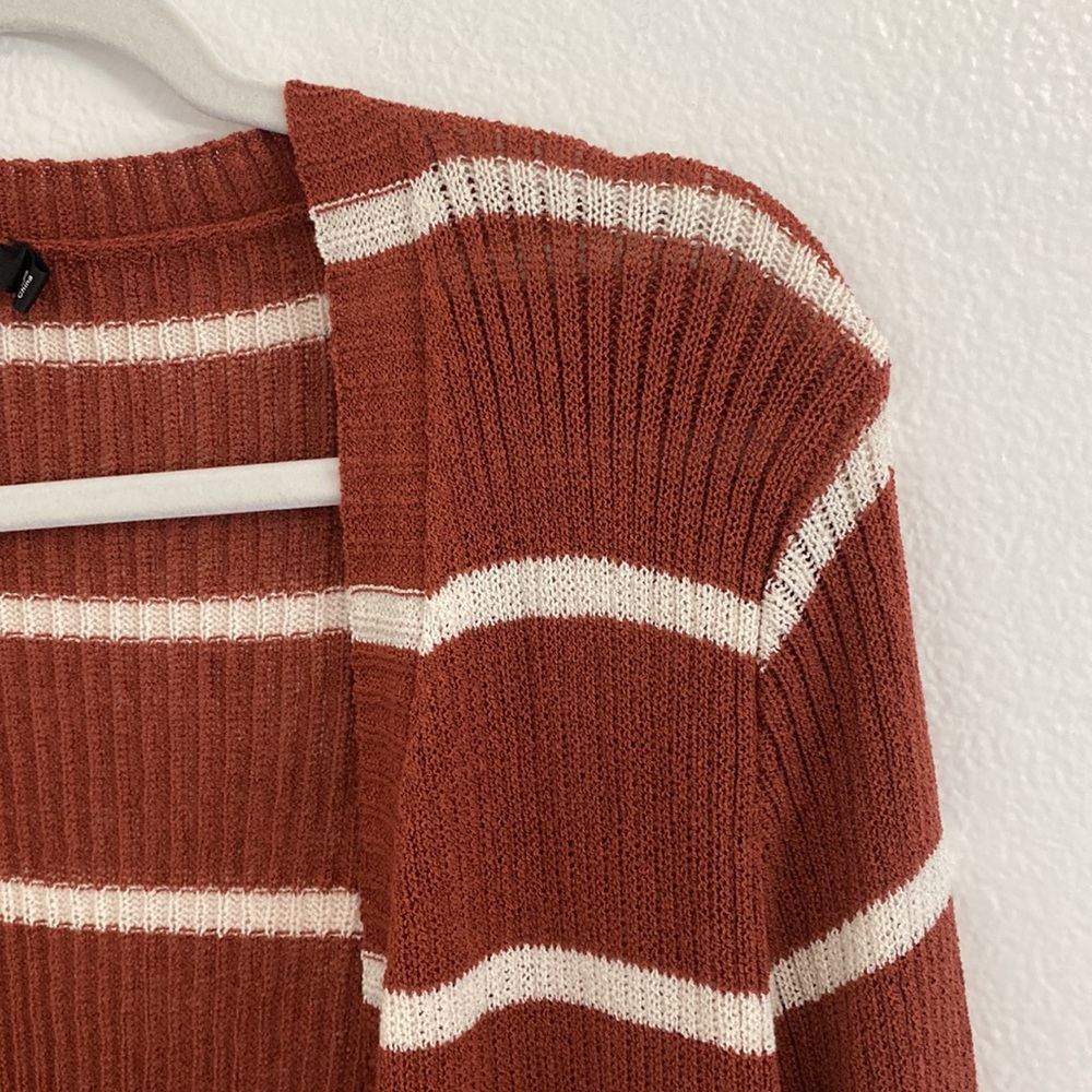 Size S Doe & Rae Sweater - Picture 3 of 3